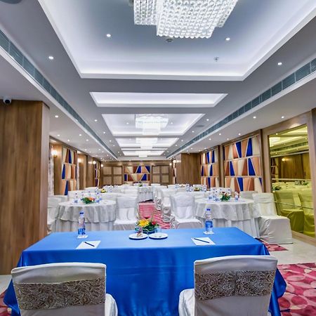 Cozzet Victoria Hotel Bhubaneswar Eksteriør billede