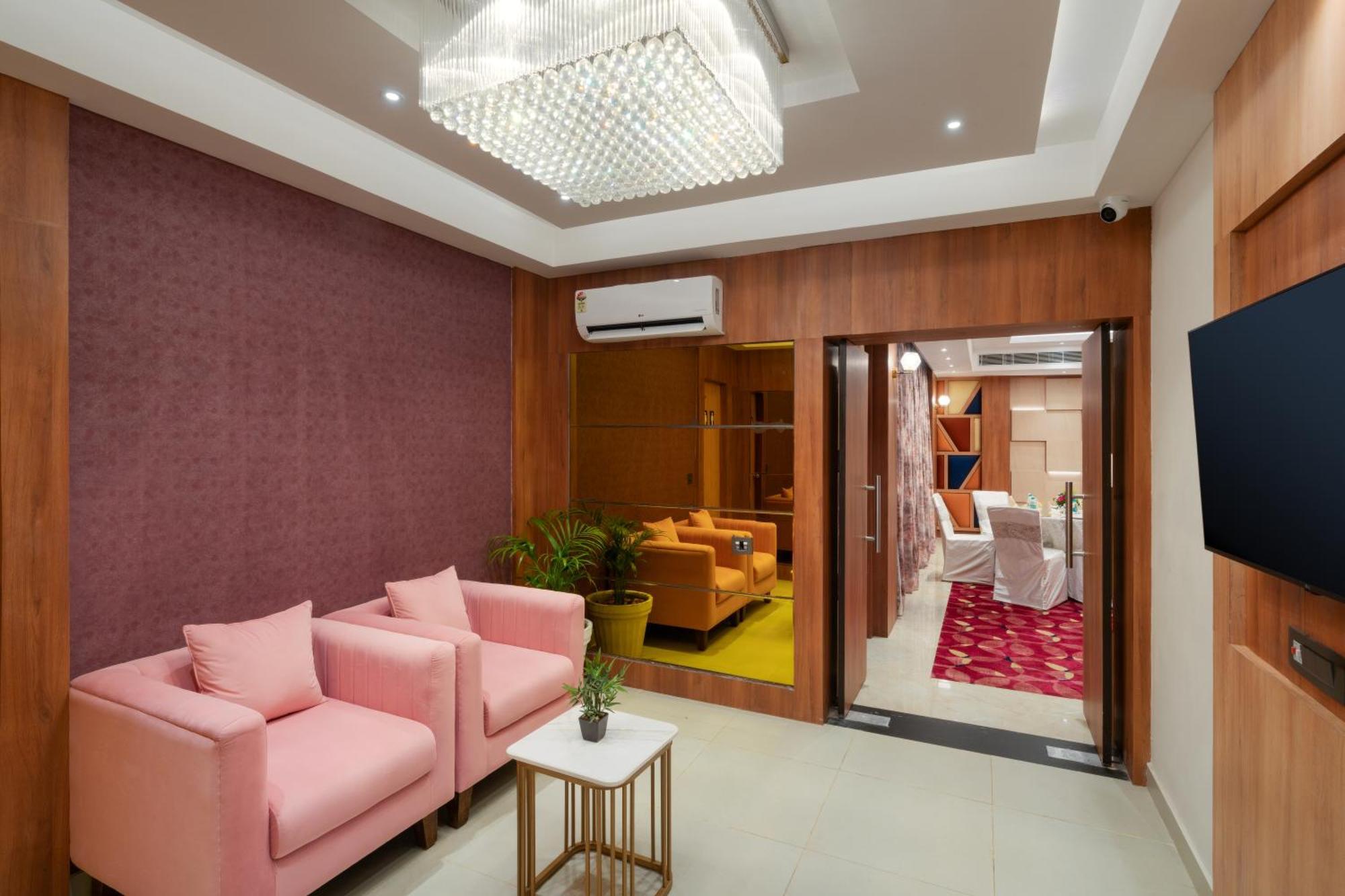Cozzet Victoria Hotel Bhubaneswar Eksteriør billede