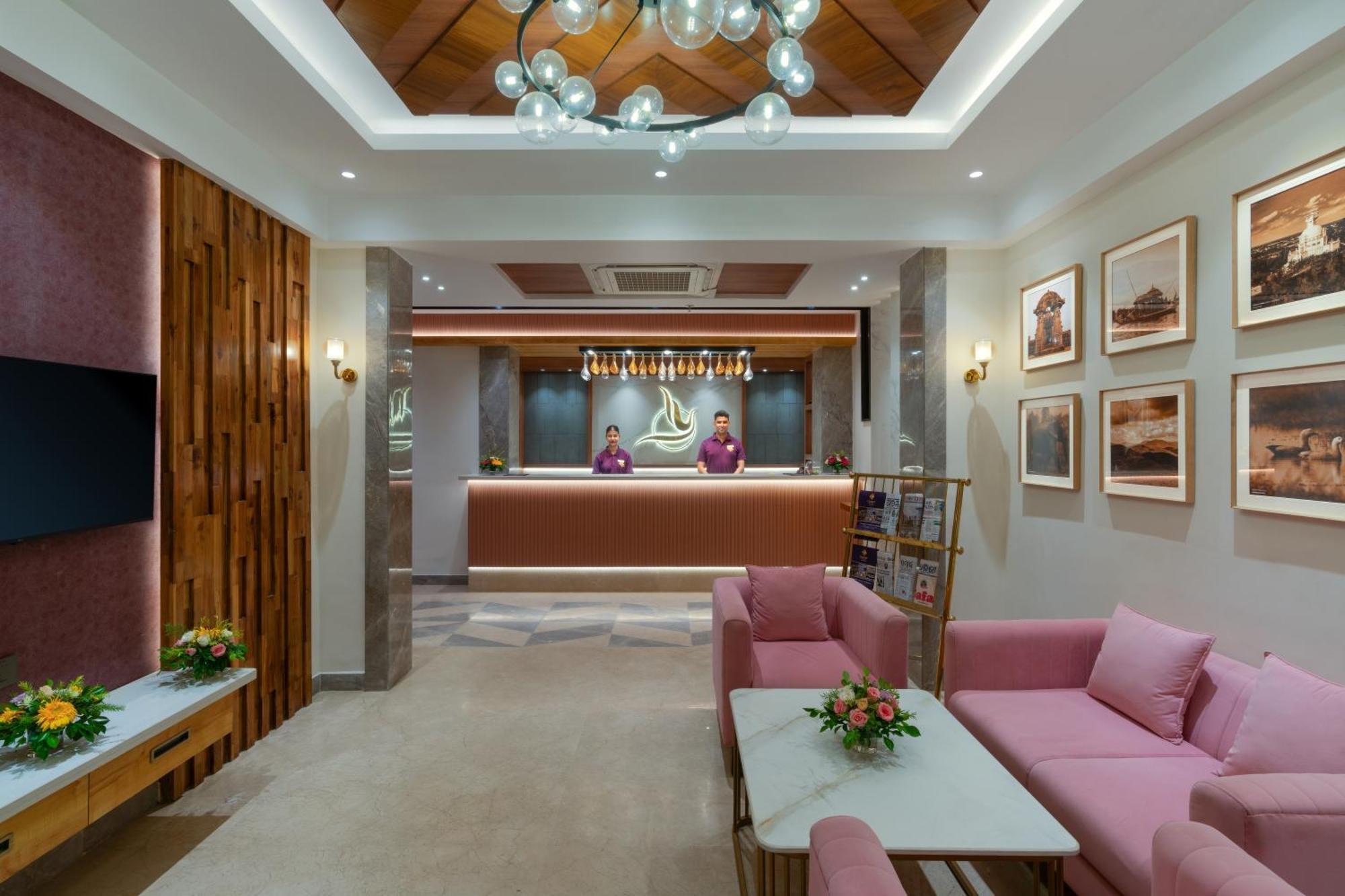 Cozzet Victoria Hotel Bhubaneswar Eksteriør billede