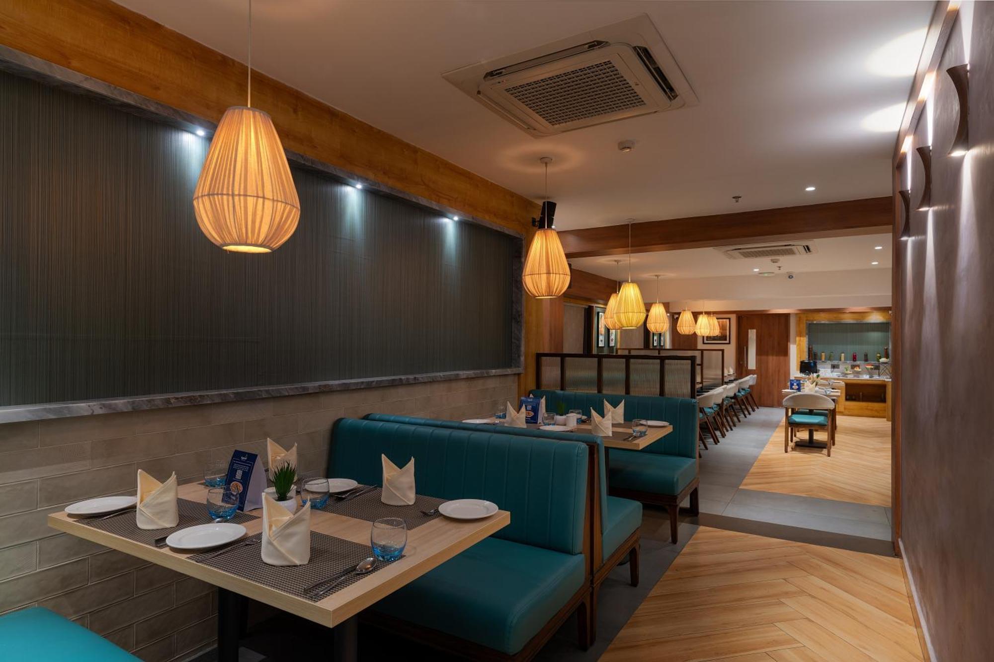Cozzet Victoria Hotel Bhubaneswar Eksteriør billede